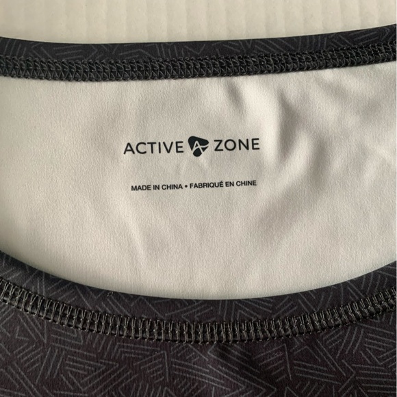 Printed Short-Sleeve Crop Top - Active Zone - Picture 7 of 7